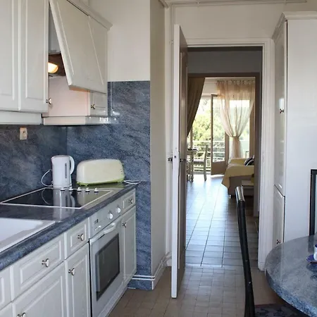 Clairfontaine Apartman *